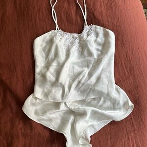 Vintage Gold Label Victoria’s Secret Elegant White Lace Trim Camisole Set
